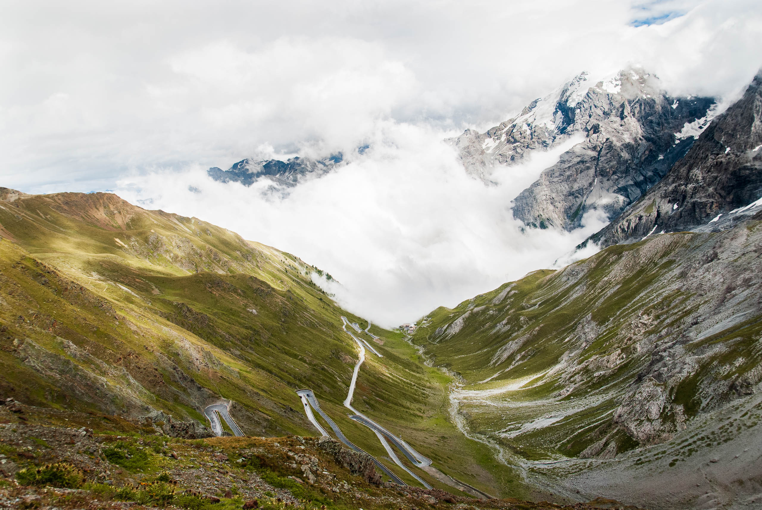 Przełęcz Stelvio - widok na Alpy