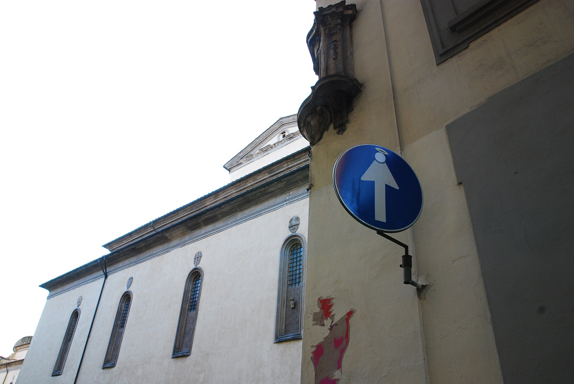 Florencja i ozdabianie znaków drogowych