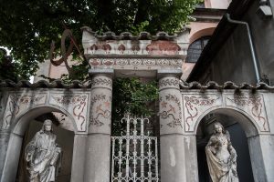 Komunizm w obiektach kościelnych w Lublanie
