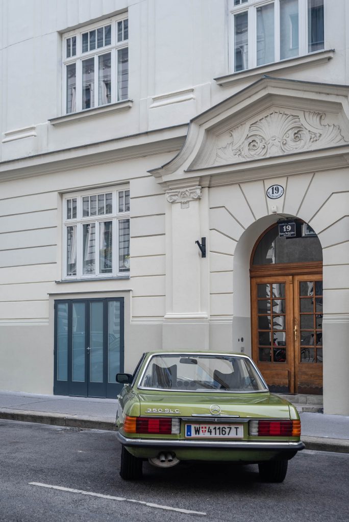 Mercedes 380 SLC w Wiedniu