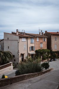 Mougins