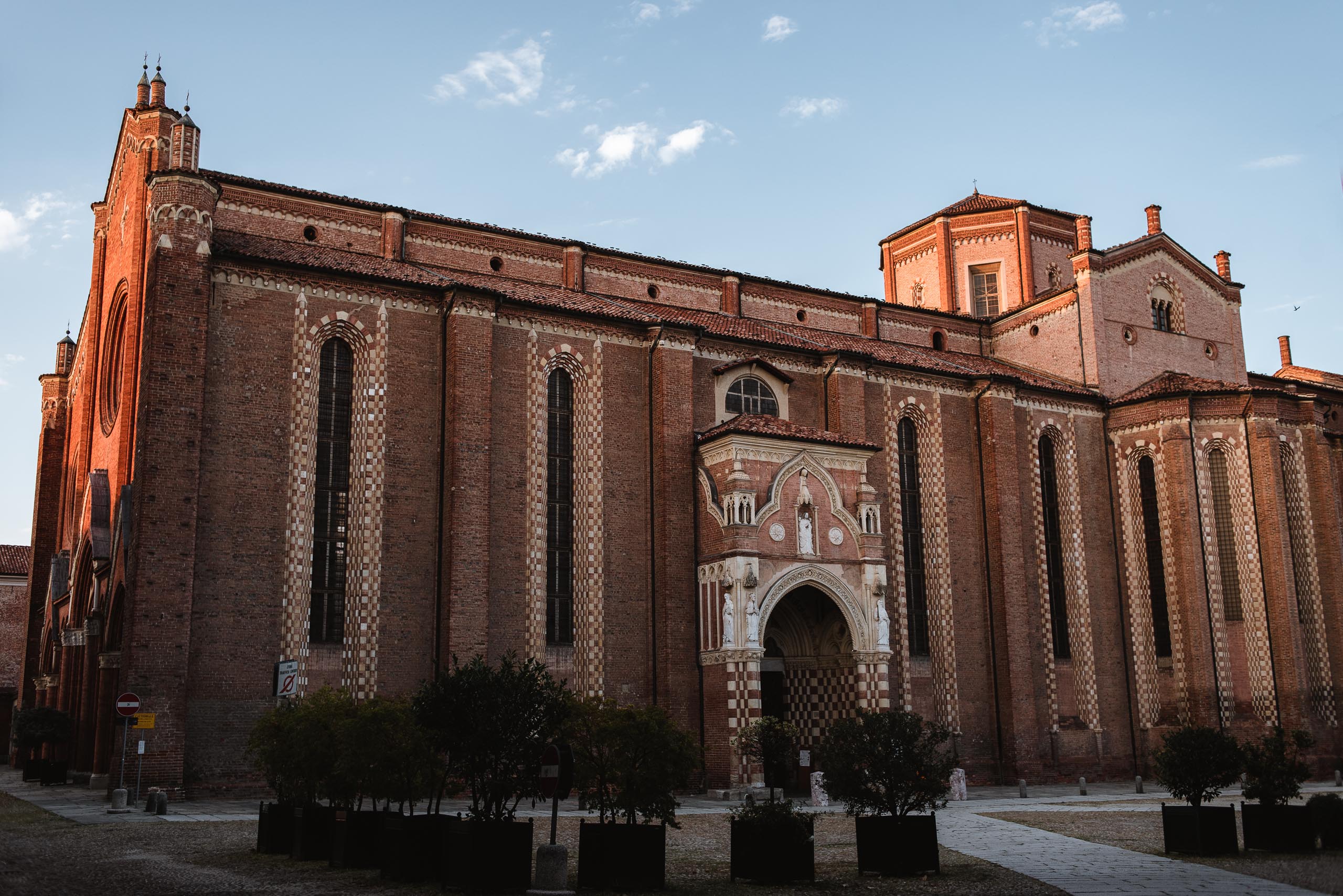 Katedra Wniebowzięcia Najświętszej Maryi Panny i św. Gotarda w Asti