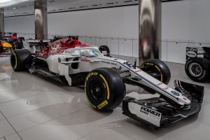Alfa Romeo Sauber F1 Team C37 (2018)