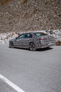 Muł testowy BMW na przełęczy Stelvio